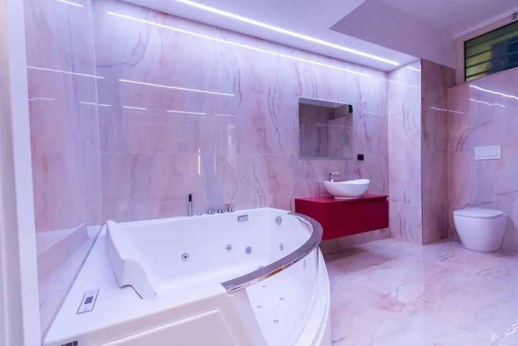 Luxury & Art A Due Passi Dall'Universita Bocconi Milan Italy