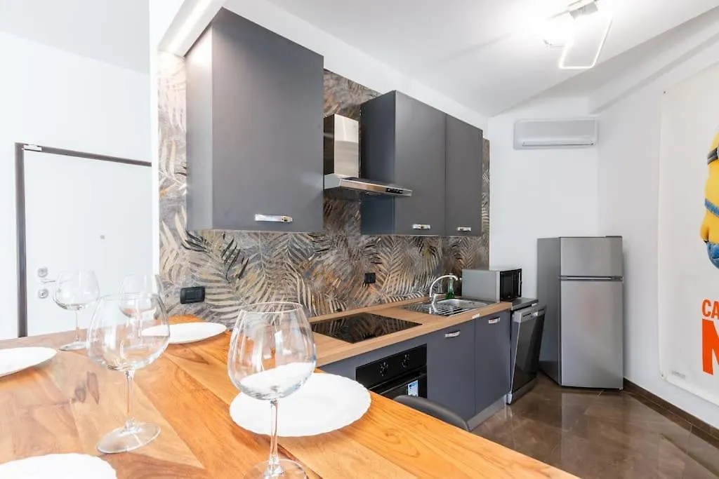 Apartment Luxury & Art A Due Passi Dall'Universita Bocconi Milan